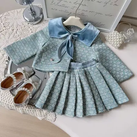 طقم تنوره وجاكيت شتوي image