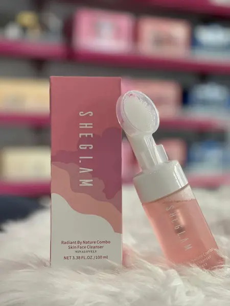 غسول مع فرشاة image